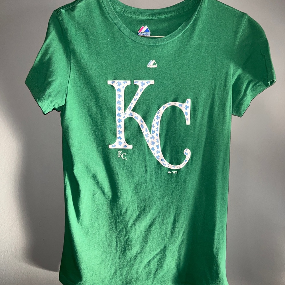 KC Royals Women’s St. Patrick’s day shirt. Worn once. Size Medium.
